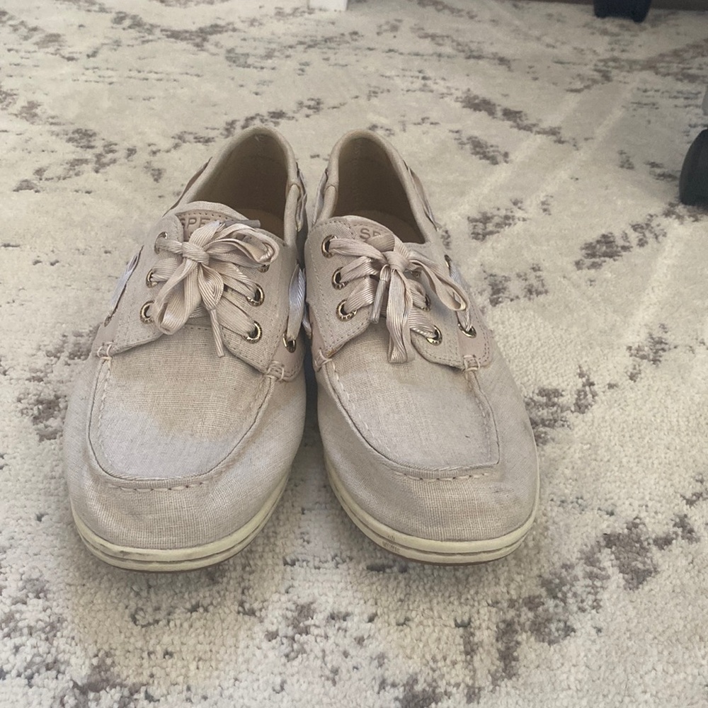 Sperry women’s boat shoe
